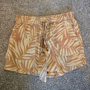 Nicole Miller Summer Plant Palm Tree Vacation Tie Waist lightweight Beach Shorts